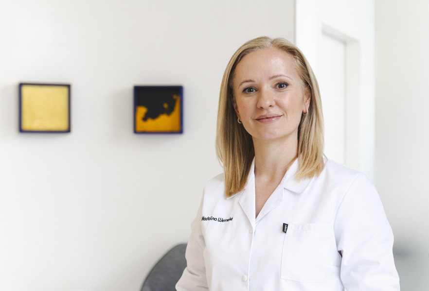 Dr. Madalina Werneke in ihrer Praxis VIVIDA Lab